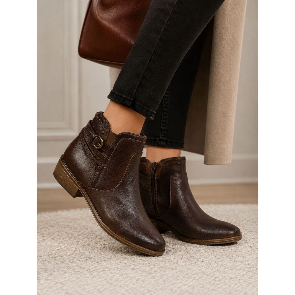 BARETRAPS Medley Ankle Boots Sz 6.5 Women's Dark Brown Zip Up Bootie Shoe